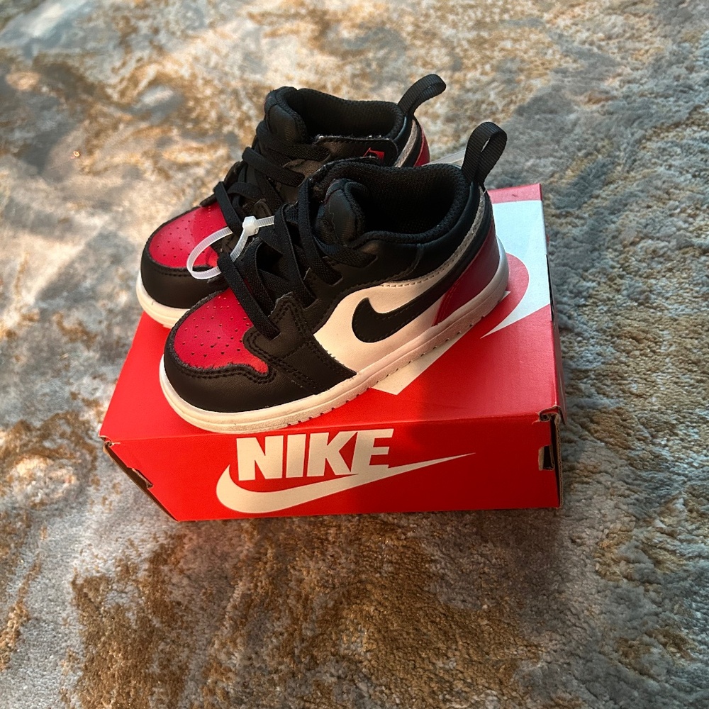 Toddler Jordan 1